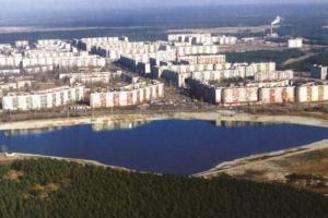 "Остатки былой роскоши": В сети показали, что осталось от Чистого озера в Северодонецке
