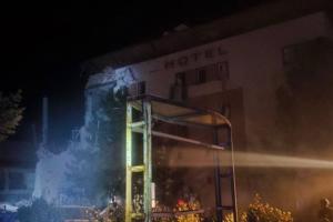 Удар по Кривому Рогу: российская ракета разрушила гостиницу, есть погибшие
