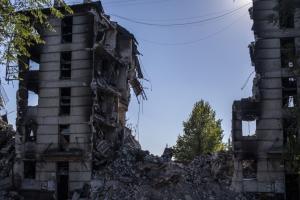 Окупанти вирішили очистити Лисичанськ, Сєвєродонецьк та Рубіжне від завалів та будівельних відходів, але є нюанс