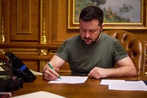 Зеленский уволил начальника Лисичанской городской военной администрации