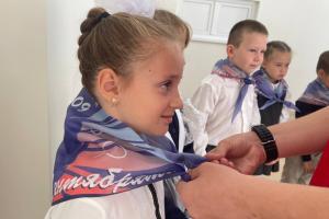 В окупованому Сіверськодонецьку першокласники стали "орлятами-сєнтябрятами"