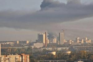 Масштабна пожежа в російському Єкатеринбурзі: для гасіння вогню задіяли вертоліт Мі-8 МНС