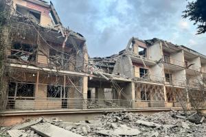 Российские оккупанты ударили по центру Кривого Рога: есть пострадавшие и разрушения