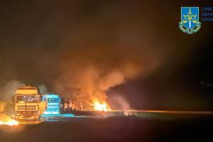 Російські війська обстріляли колону зерновозів на Сумщині