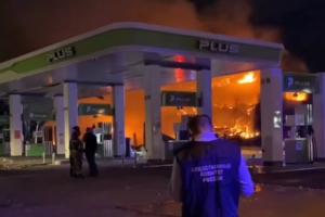 Вибух на АЗС у Дагестані: 11 людей загинуло, розбір завалів та пошук людей триває