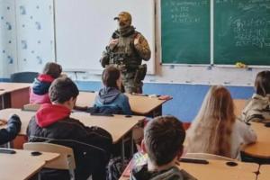 Оккупанты усилили милитаризацию детей: Лысогор рассказал о "перевоспитании" детей на Луганщине