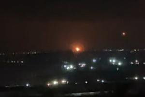 Российский Саратов атаковали БПЛА: в сети сообщают о пожаре на НПЗ
