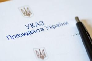 Зеленський підписав указ про позбавлення державних нагород 34 зрадників України: хто увійшов до списку