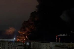 В российской Калуге масштабный пожар после ночной атаки БПЛА: что известно