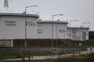 У Польщі стався витік з нафтопроводу "Дружба": що відомо