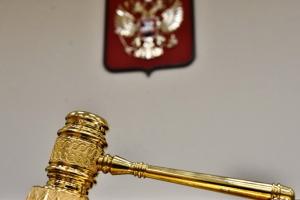 На Луганщині окупанти звинуватили 61-річного чоловіка у "шпигунстві" і засудили його до 18 років колонії