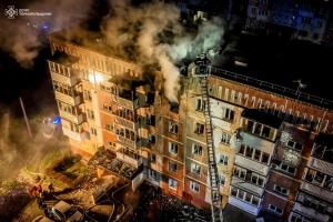 Атака "шахедів" на Тернопіль: пошкоджено багатоквартирний будинок, є загиблі та поранені