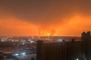 У російському Брянську внаслідок атаки БПЛА горить нафтобаза