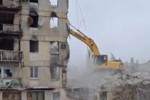 В Северскодонецке приступили к сносу очередного многоквартирого дома