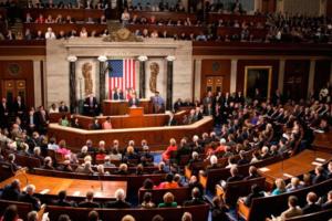 Палата представителей США проголосовала за продление военной помощи Украине