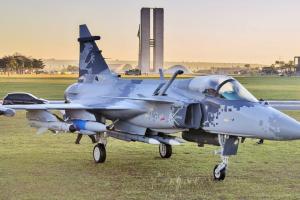Шведский многоцелевой истребитель четвертого поколения JAS 39 Gripen