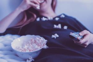 Преимущества просмотра фильмов онлайн