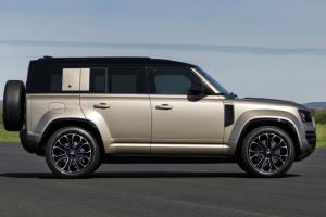 Land Rover Defender Octa