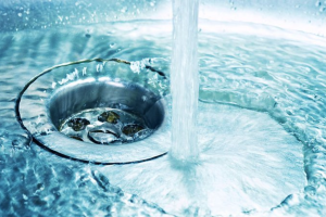 вода