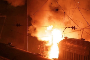 удар по ж/д вокзалу в Днепре