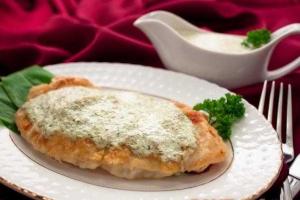 Рыба с щавелевым соусом
