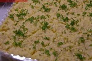Сливочная полента с овощами и брынзой