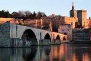 Во Франции актеры сорвали открытие театрального фестиваля