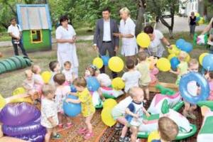 Металлурги взяли под опеку детей-сирот из Донецка