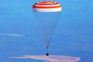 Космонавты с МКС вернулись на Землю