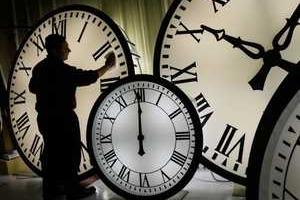 Украина в ночь на 26 октября переходит на зимнее время