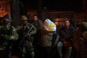 Бойцы полка «Азов» задержали под Мариуполем танкиста-террориста 