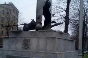 Правоохранители проводят проверку по факту взрыва в центре Харькова