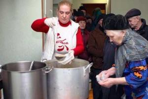 В Донецке работает гуманитарная столовая. Адрес