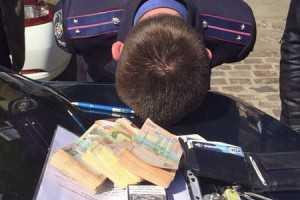 На Закарпатье задержали милиционера за получение взятки