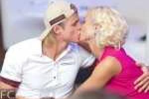 Бузова показала, как она любит своего мужа