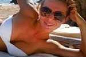 Анна Седокова позирует в сексапильном боди