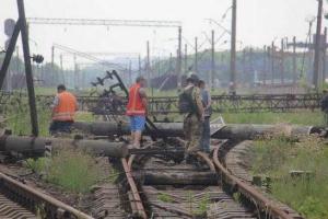 В Майорске восстановливают железную дорогу Артемовск-Никитовка