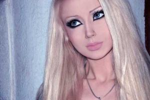 Скандальная одесская Барби сняла с себя все