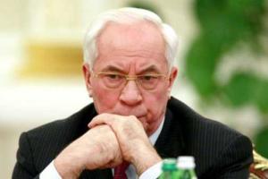 Азаров: Украинская власть идет по следам Гитлера