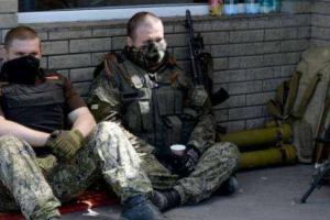 Боевикам "ЛНР" урезали зарплату и лишили пайков