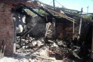 Жилые кварталы Авдеевки вечером вновь оказались под плотным огнем боевиков