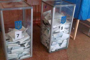 Выборы в Чернигове: наблюдатели предотвратили избирательную «карусель»