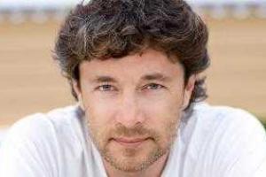 Россиянам необходимо срочно покинуть страну, забрав с собой детей, - Яковлев