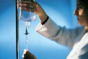 В Киве 13-летняя школьница отравилась алкоголем