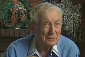 Поэта Евгения Евтушенко срочно госпитализировали