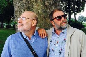 Акунин протроллил российских депутатов за травлю Гребенщикова