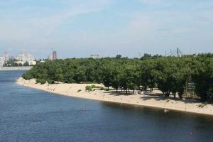 В Киеве, на Трухановом острове начался демонтаж незаконных застроек