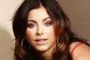 Ани Лорак похвасталась своей фигурой в коротких шортах