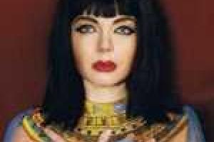 Эпатажная Наташа Королева потрясла своим новым образом