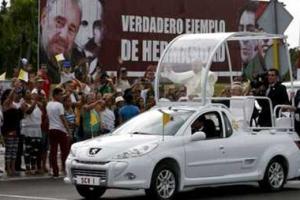 Папа римский Франциск встретился с Фиделем Кастро